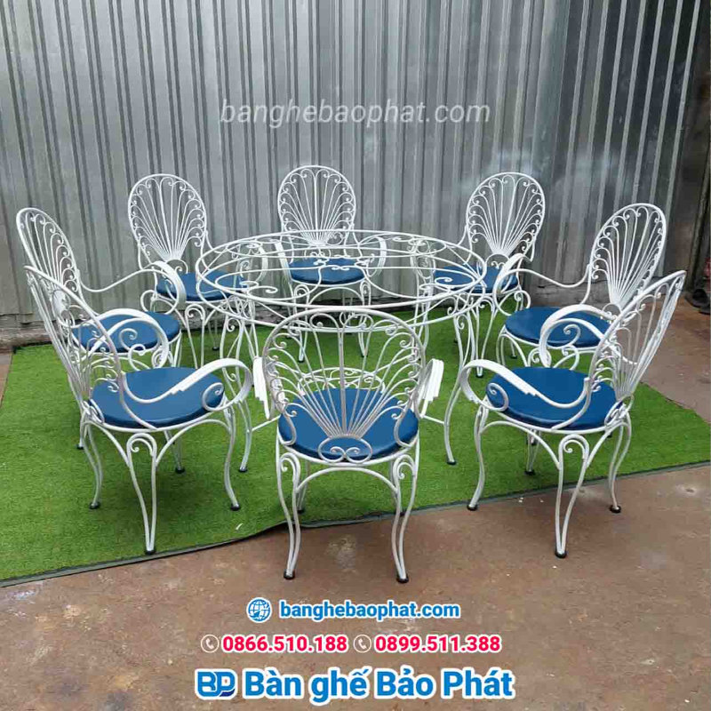 Bàn ghế sắt ngoài trời sơn tĩnh điện