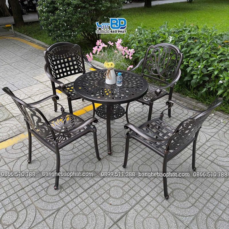 Bộ bàn ghế nhôm đúc caro vuông BPAV04