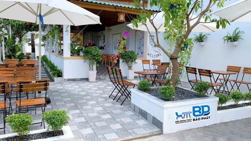 Bộ Bàn Ghế Xếp Nan Thẳng Patio-01 27 Ứng dụng vào quán cafe của bộ bàn ghế xếp nan thẳng Patio-01