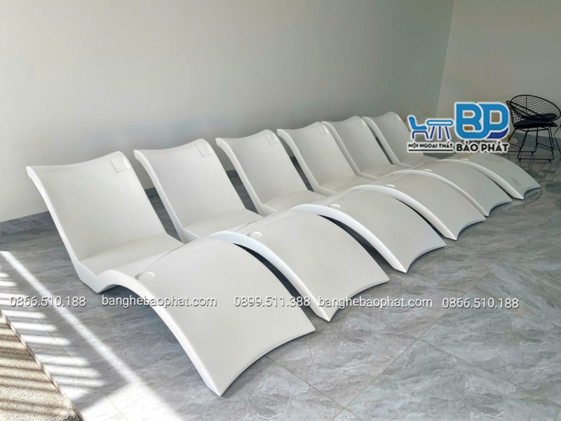 Ghế hồ bơi nhựa đúc Composite