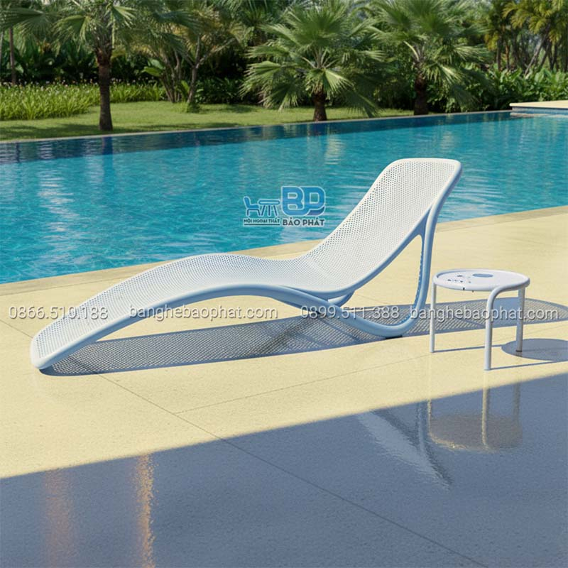 Ghế hồ bơi nhựa đúc nguyên chiếc nhập khẩu
