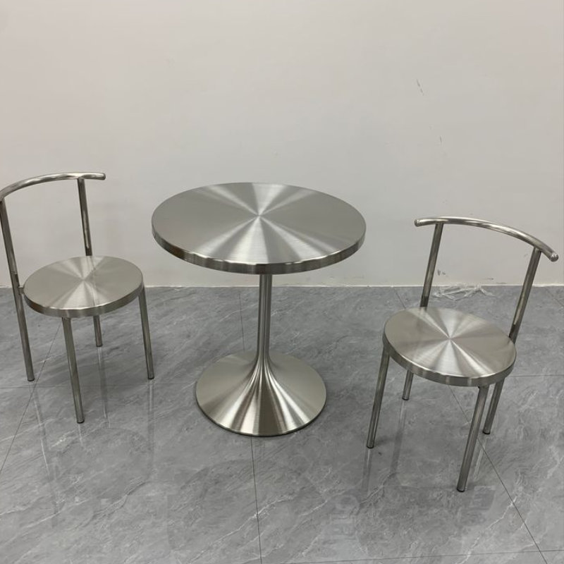 Lựa chọn kiểu dáng và kích thước bàn ghế inox theo mô hình kinh doanh