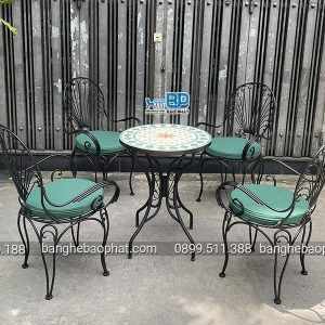 10+ mẫu bàn ghế sắt ngoài trời đẹp nhất cho sân vườn biệt thự