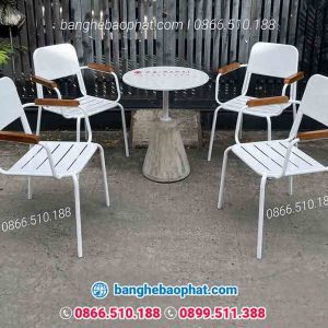 Những sai lầm thường gặp khi chọn mua bàn ghế sắt ngoài trời