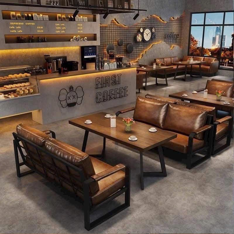Mẫu thiết kế quán cafe Hàn Quốc hiện đại ấm cúng với ghế da nâu trầm