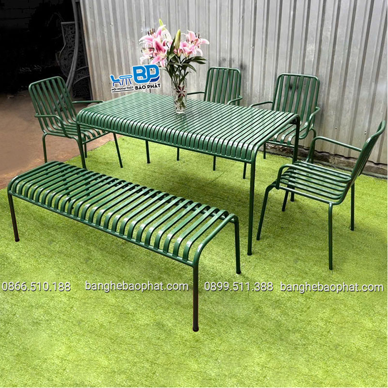 Ưu điểm của bàn ghế sắt ngoài trời