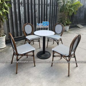 Bàn ghế mây nhựa ngoài trời khung nhôm vân gỗ BGNGMBP104