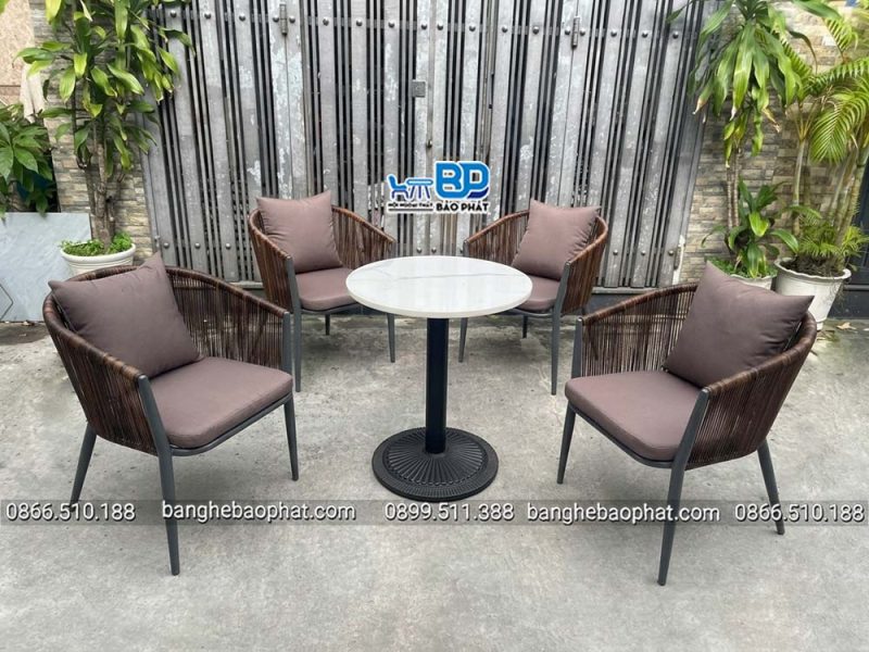Cấu tạo chi tiết của bộ bàn ghế nhựa giả mây dây tròn nâu BGNGMBP089