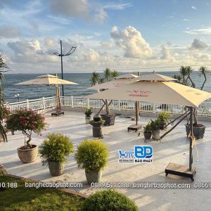 Dù lệch tâm vuông 3 mét màu kem không bèo