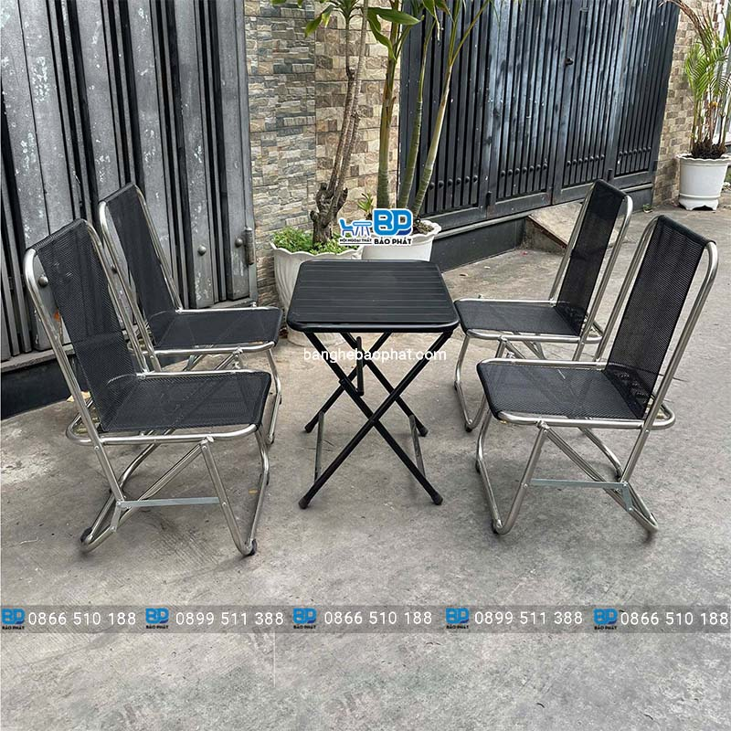 Ghế cafe lưới với khung inox sáng bóng không rỉ