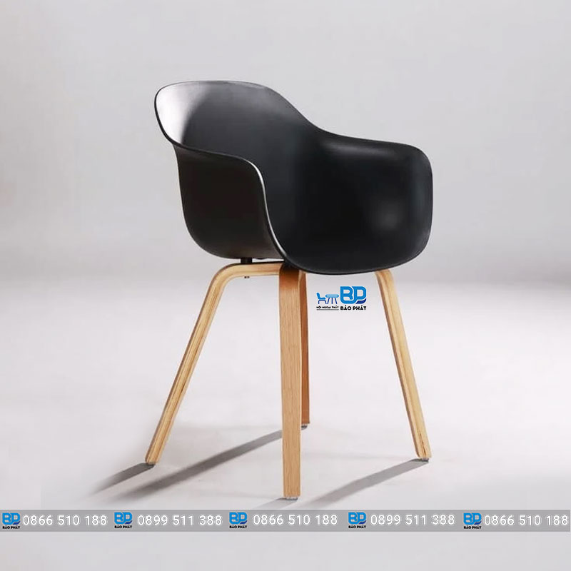Ghế cafe màu đen nhựa đúc chân gỗ 3048
