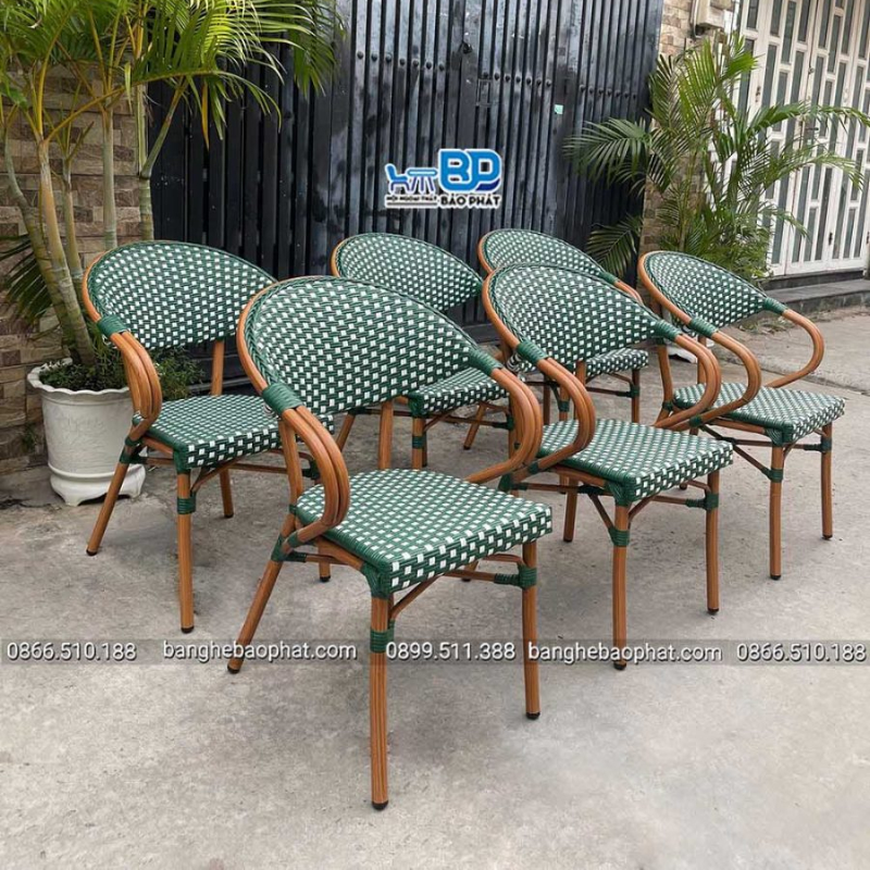 Ghế cafe màu xanh giả mây