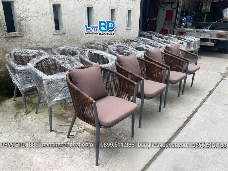 ghế nhựa giả mây dây tròn nâu BGNGMBP089